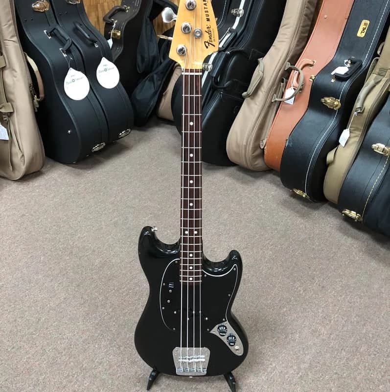 1978 Fender Mustang Bass with Rosewood Fretboard with Chip Case - Black