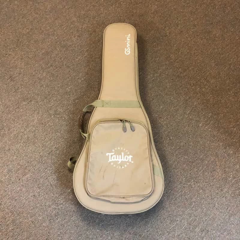 Taylor GS Mini Acoustic Guitar Gig Bag (with shoulder straps)